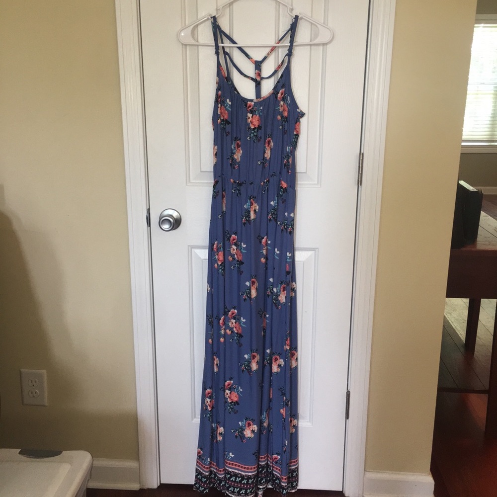 Small maxi dress